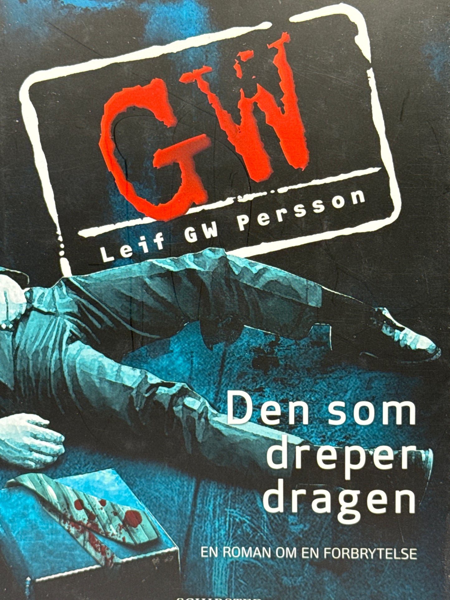 Den som dreper dragen - Innbundet
