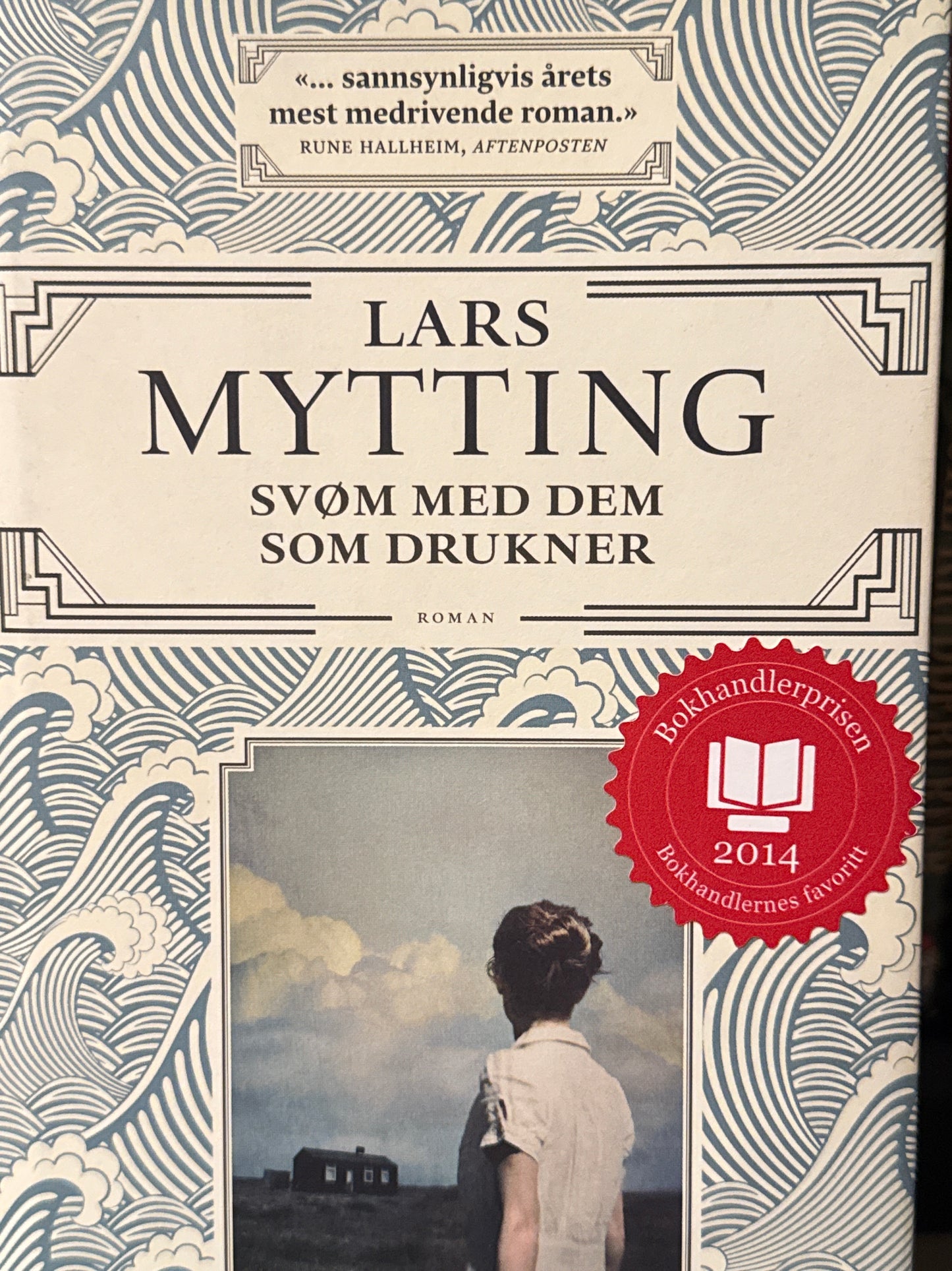 Svøm med dem som drukner - Innbundet