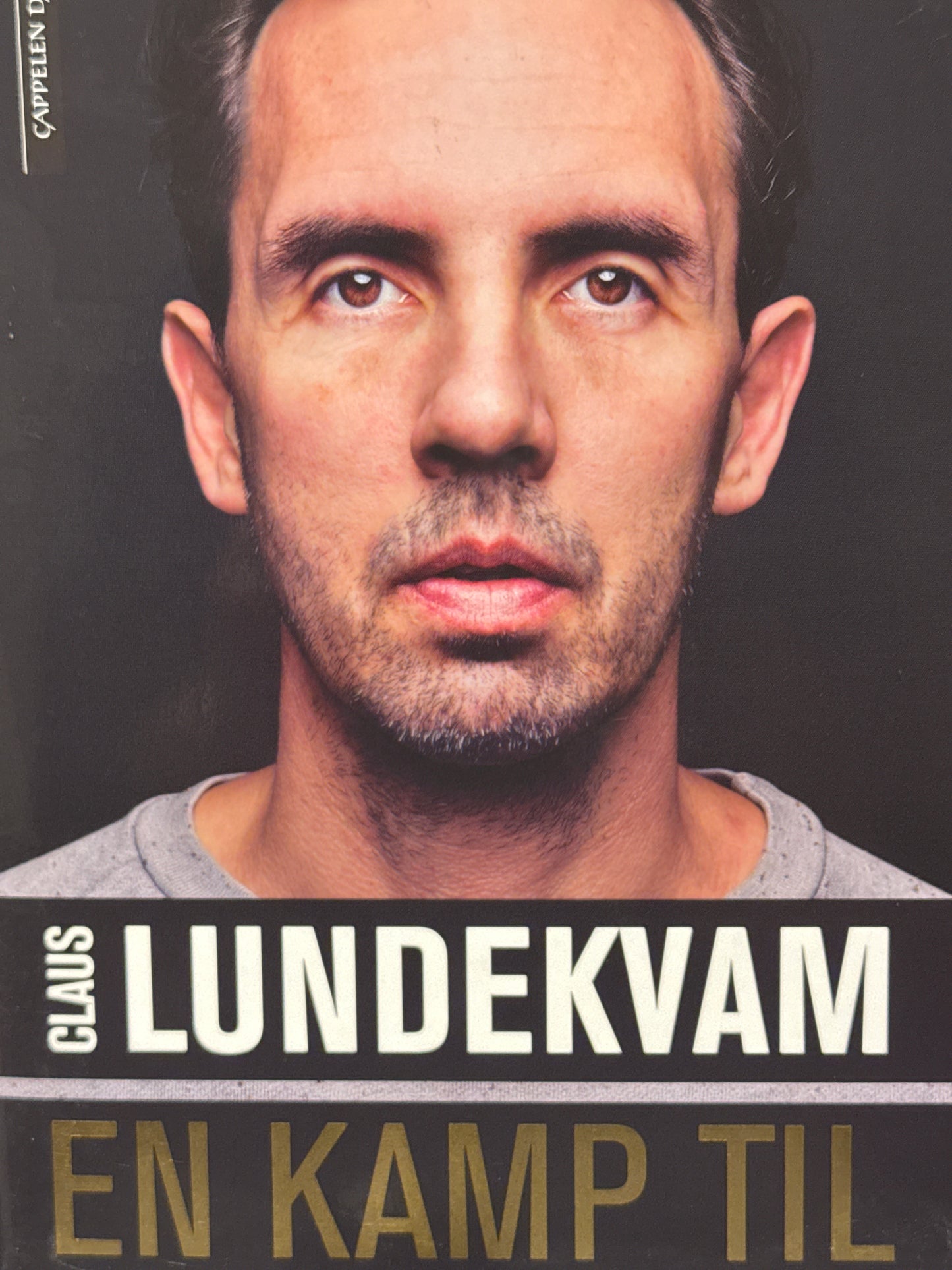 En kamp til - Innbundet