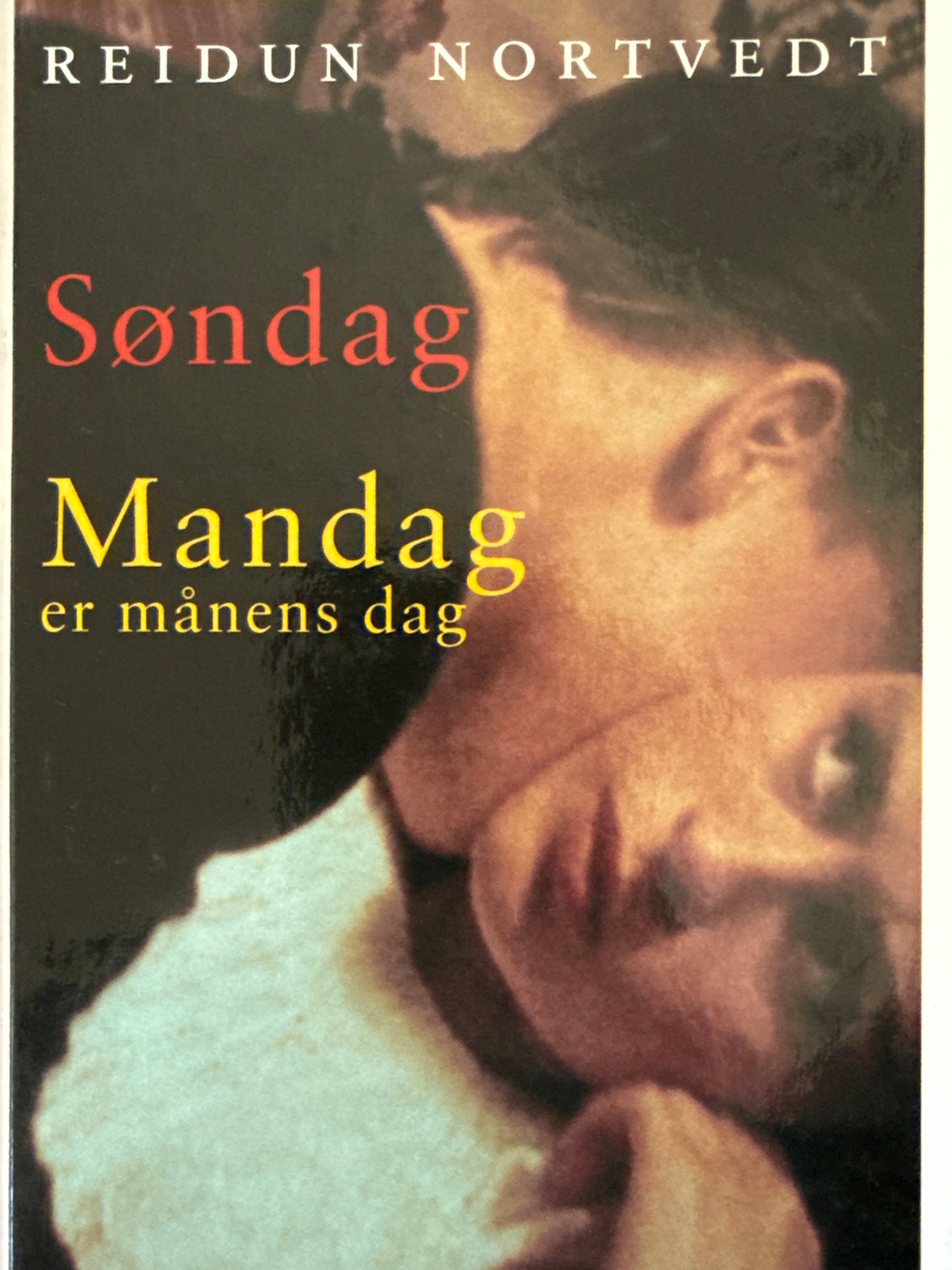 Søndag - Innbundet