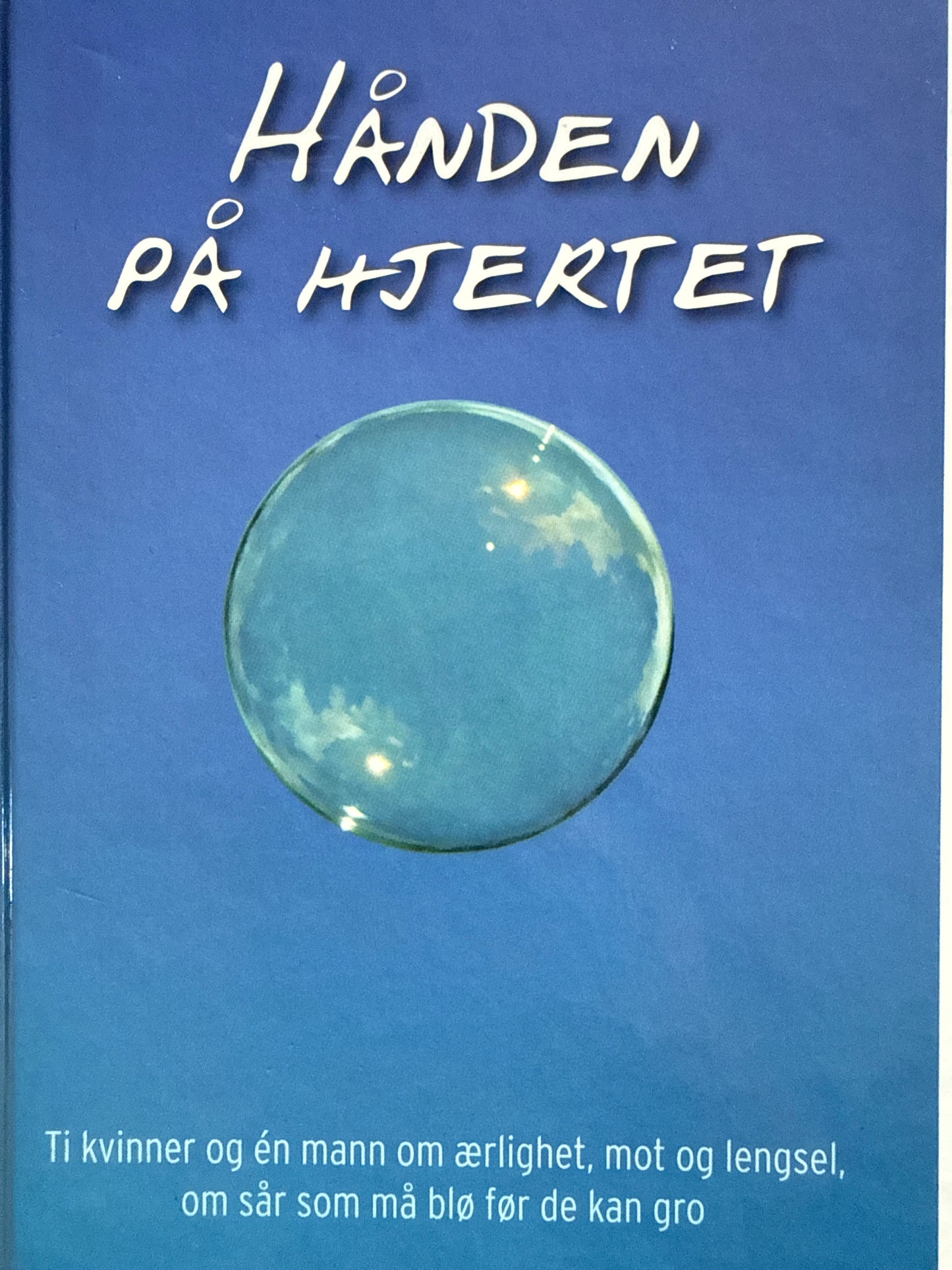 Hånden på hjertet - Innbundet