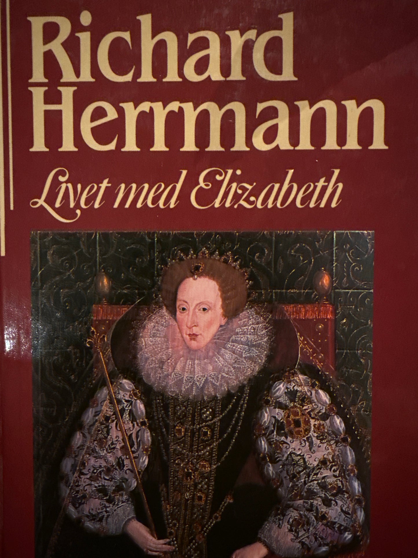 Livet med Elizabeth og andre kongelige personer - Innbundet
