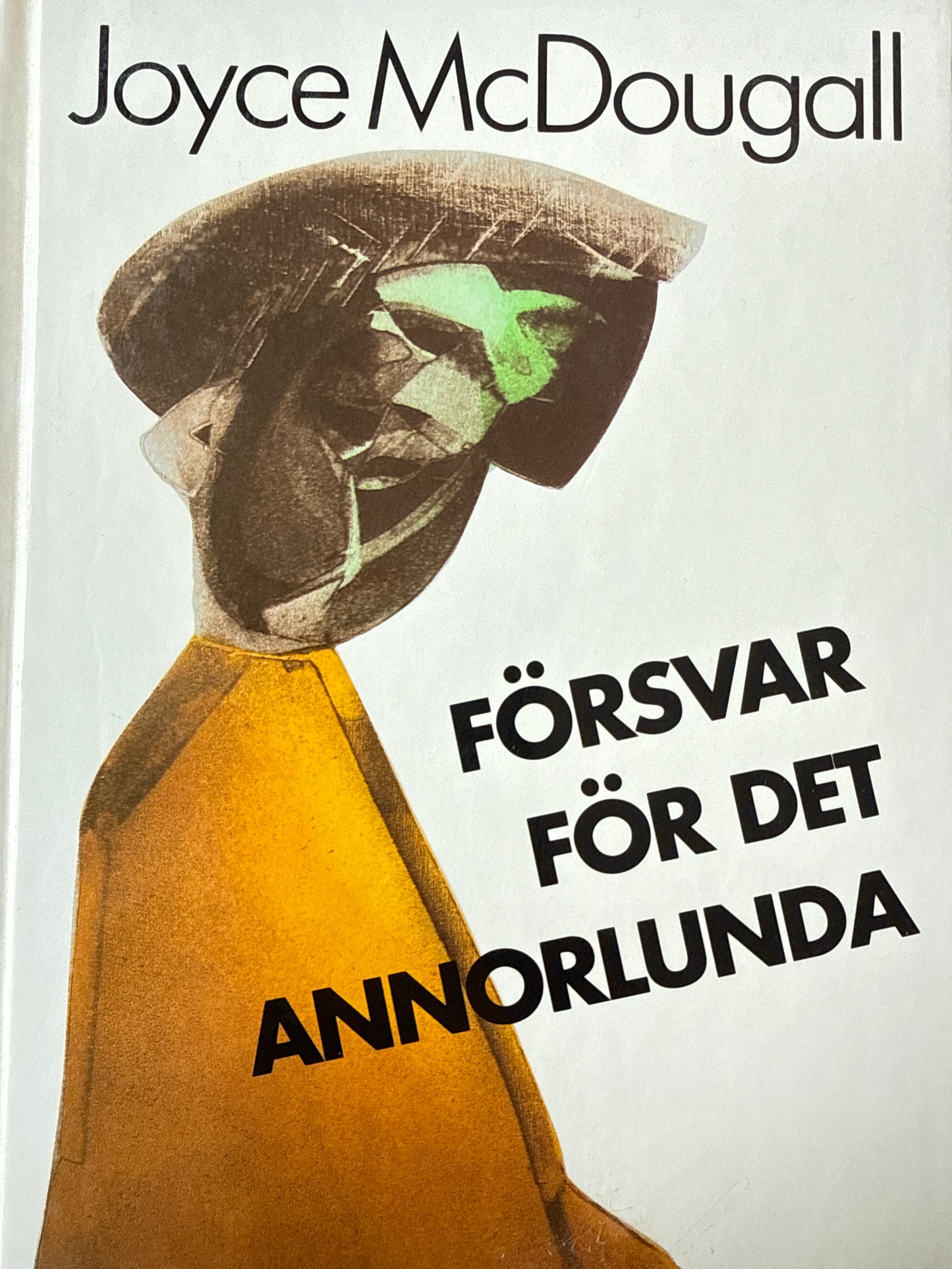 Försvar för det annorlunda - Innbundet