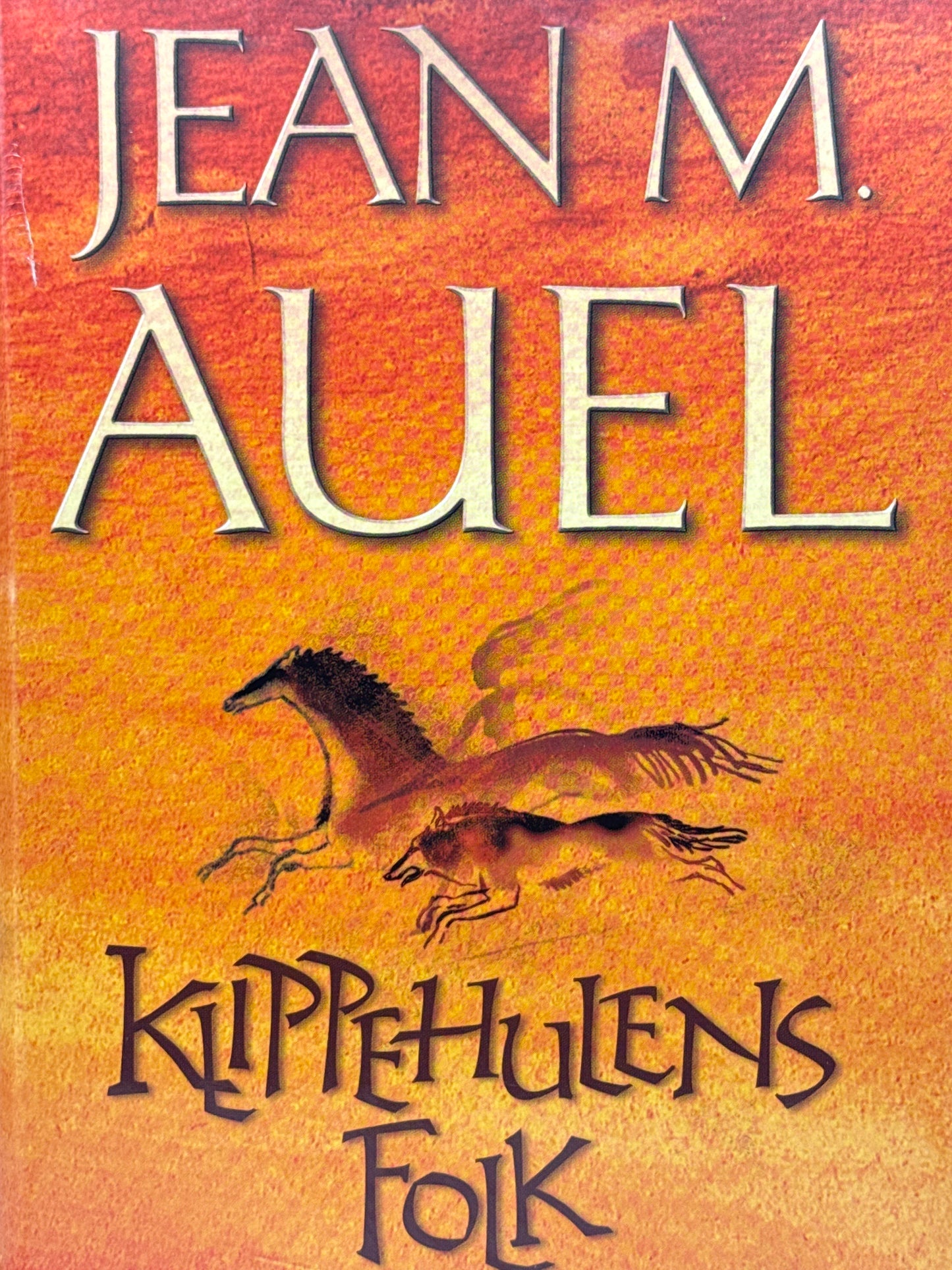 Klippehulens folk - Innbundet