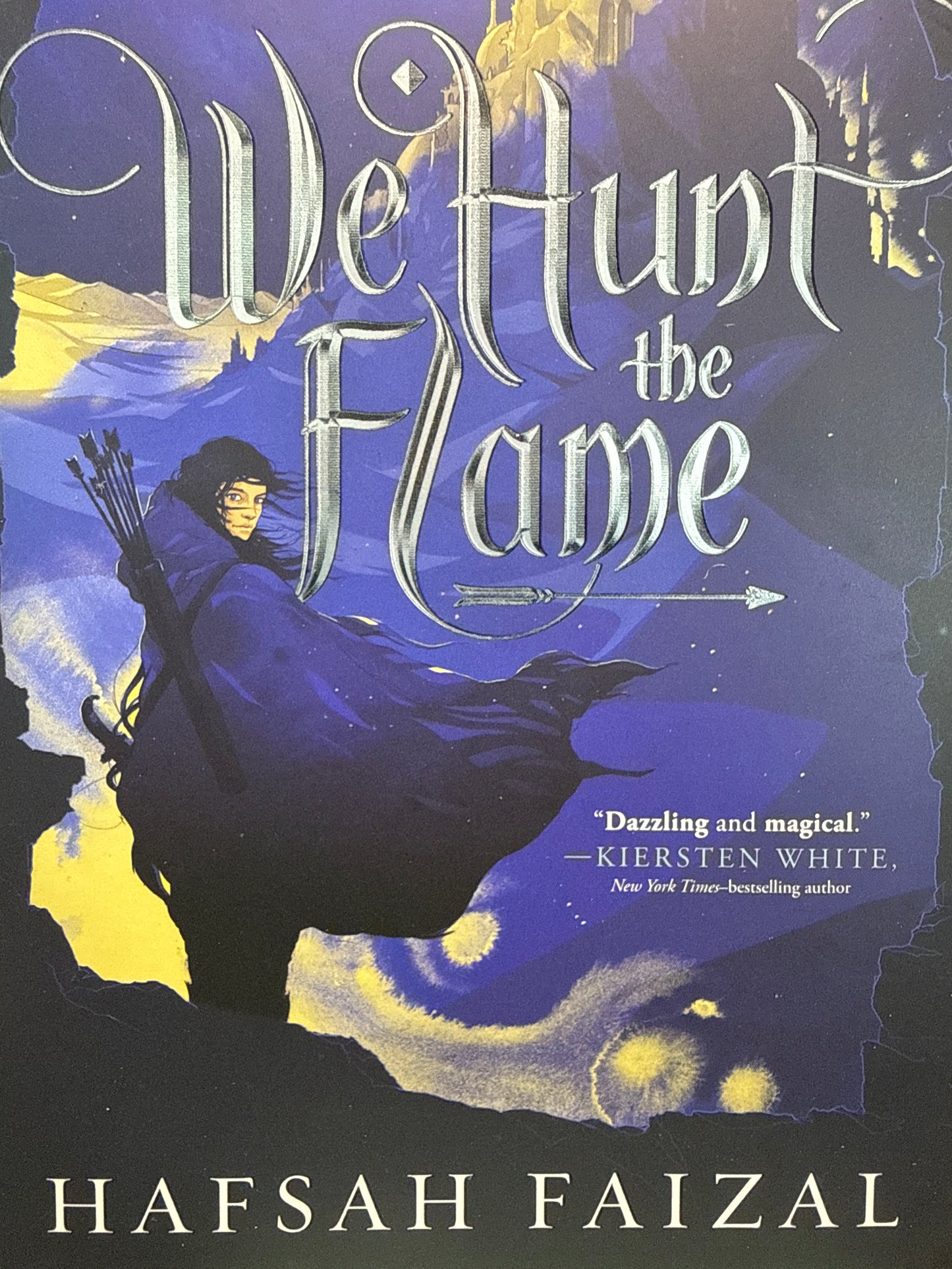 We Hunt the Flame - Innbundet