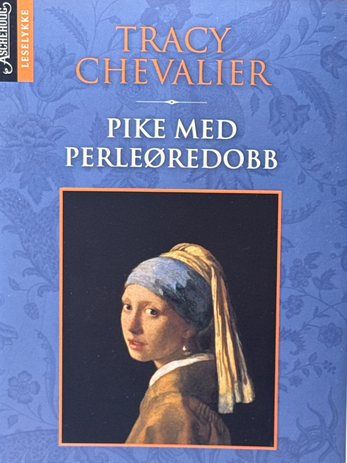 Forside av Pike med perleøredobb av Tracy Chevalier