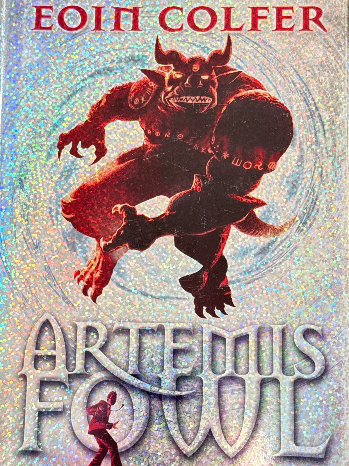 Forside av Artemis Fowl og den tapte kolonien av Eoin Colfer