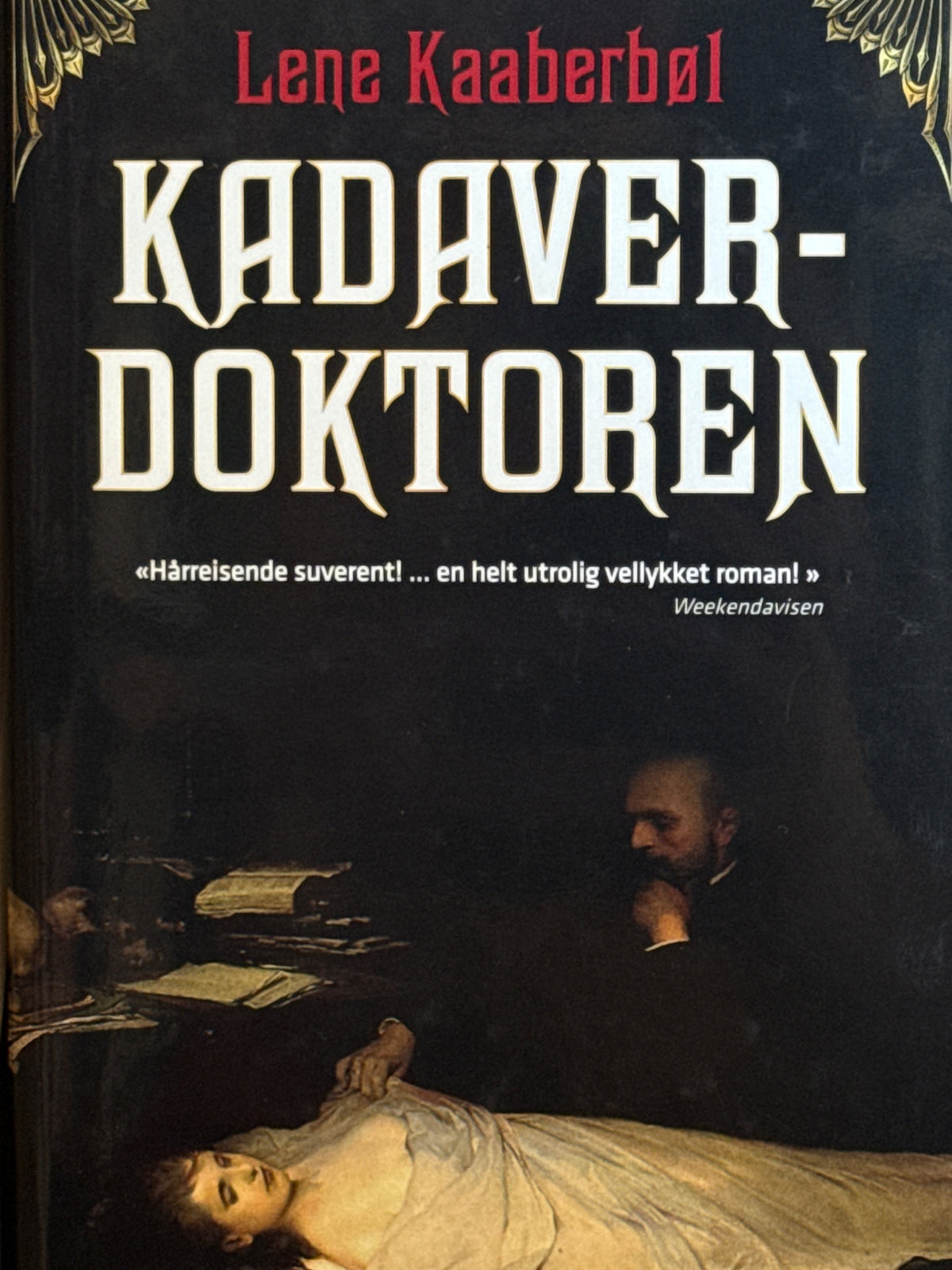 Forside av Kadaver-doktoren av Lene Kaaberbøl