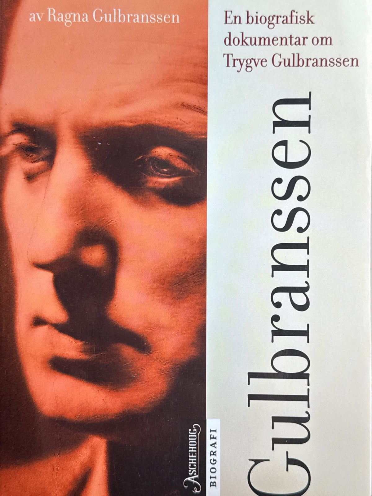 Forside av Trygve Gulbrandsen av Tore Hoel