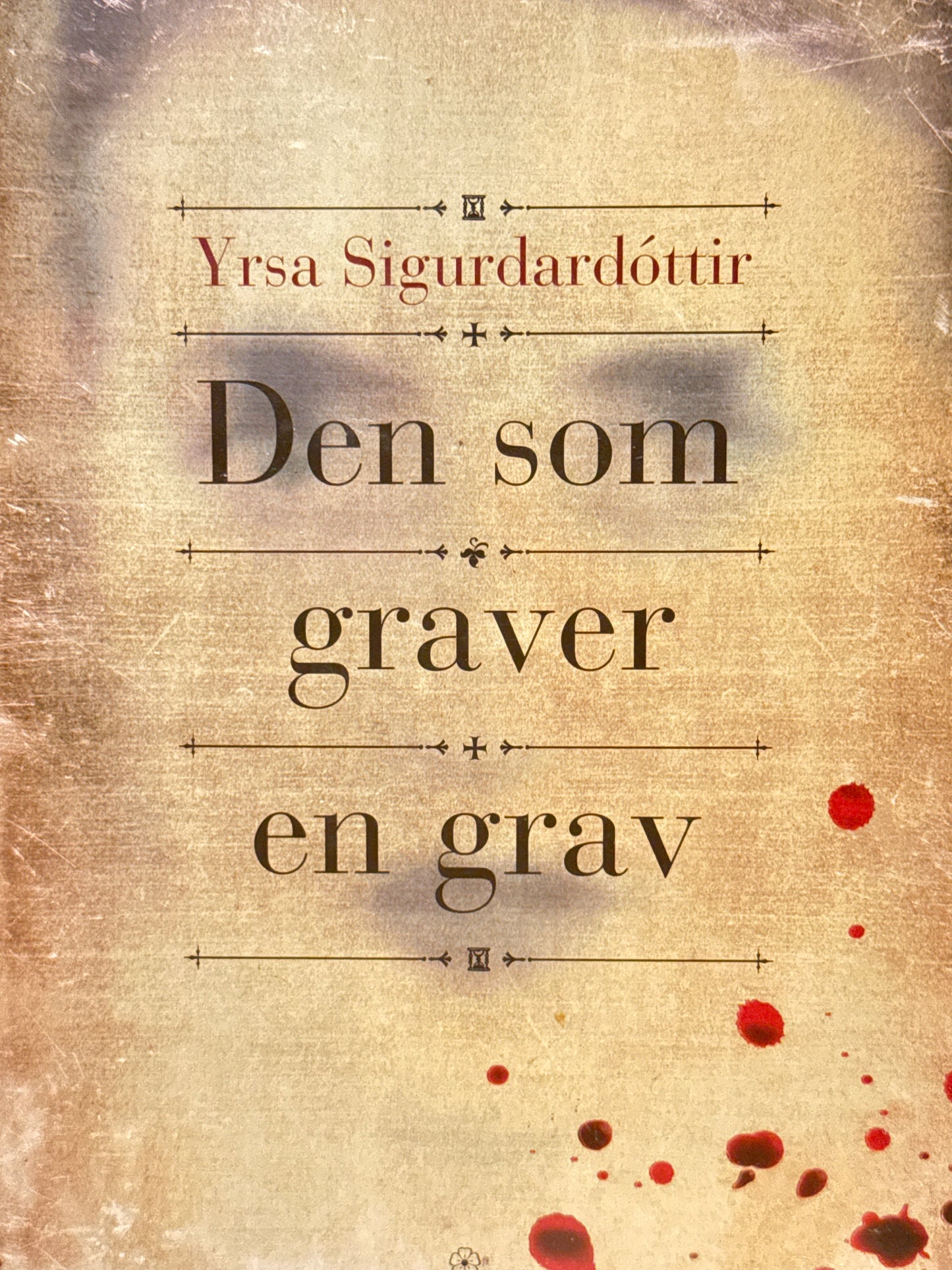 Den som graver en grav- - Innbundet