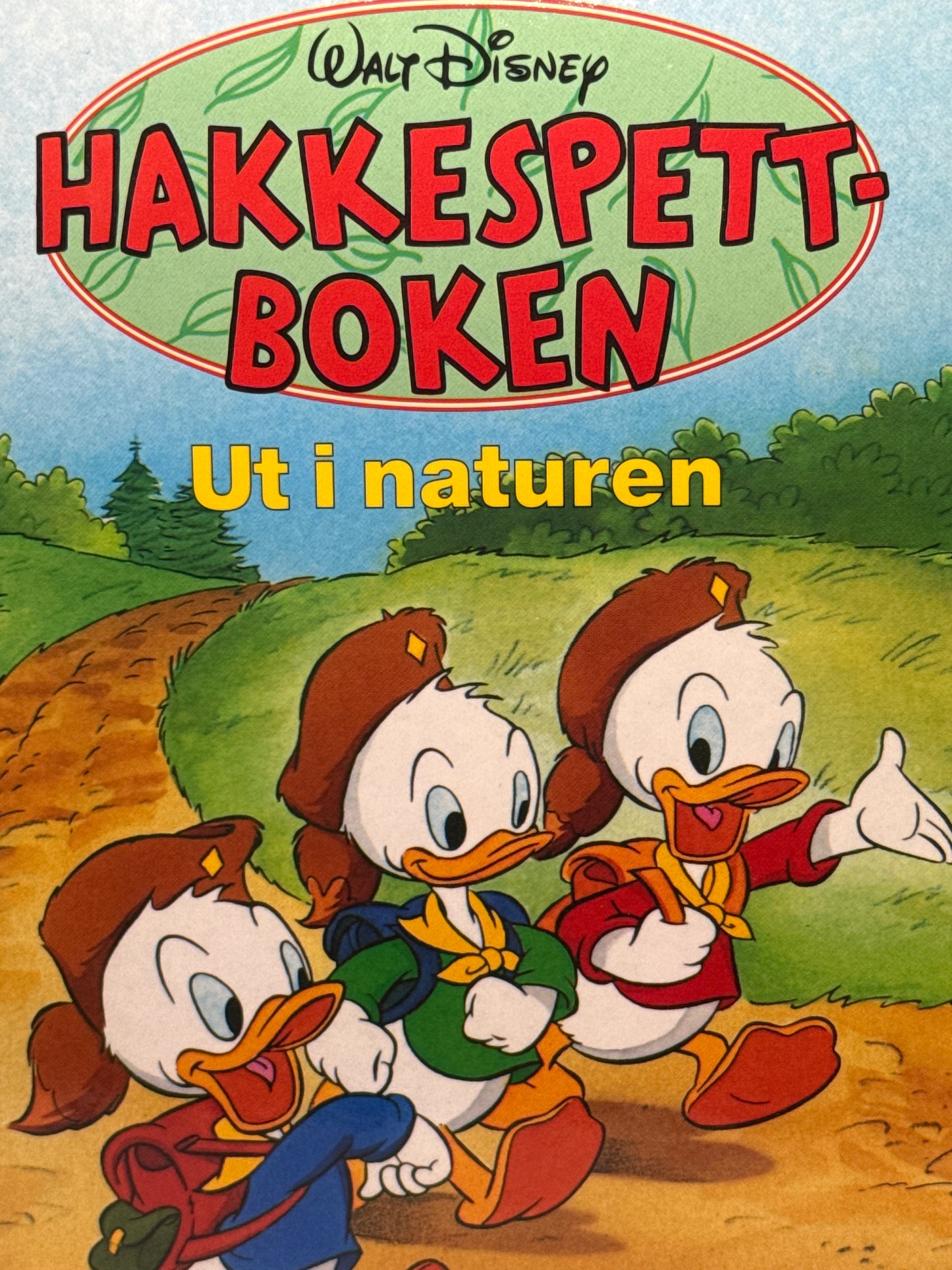 Hakkespettboken 1: ut i naturen  - Innbundet