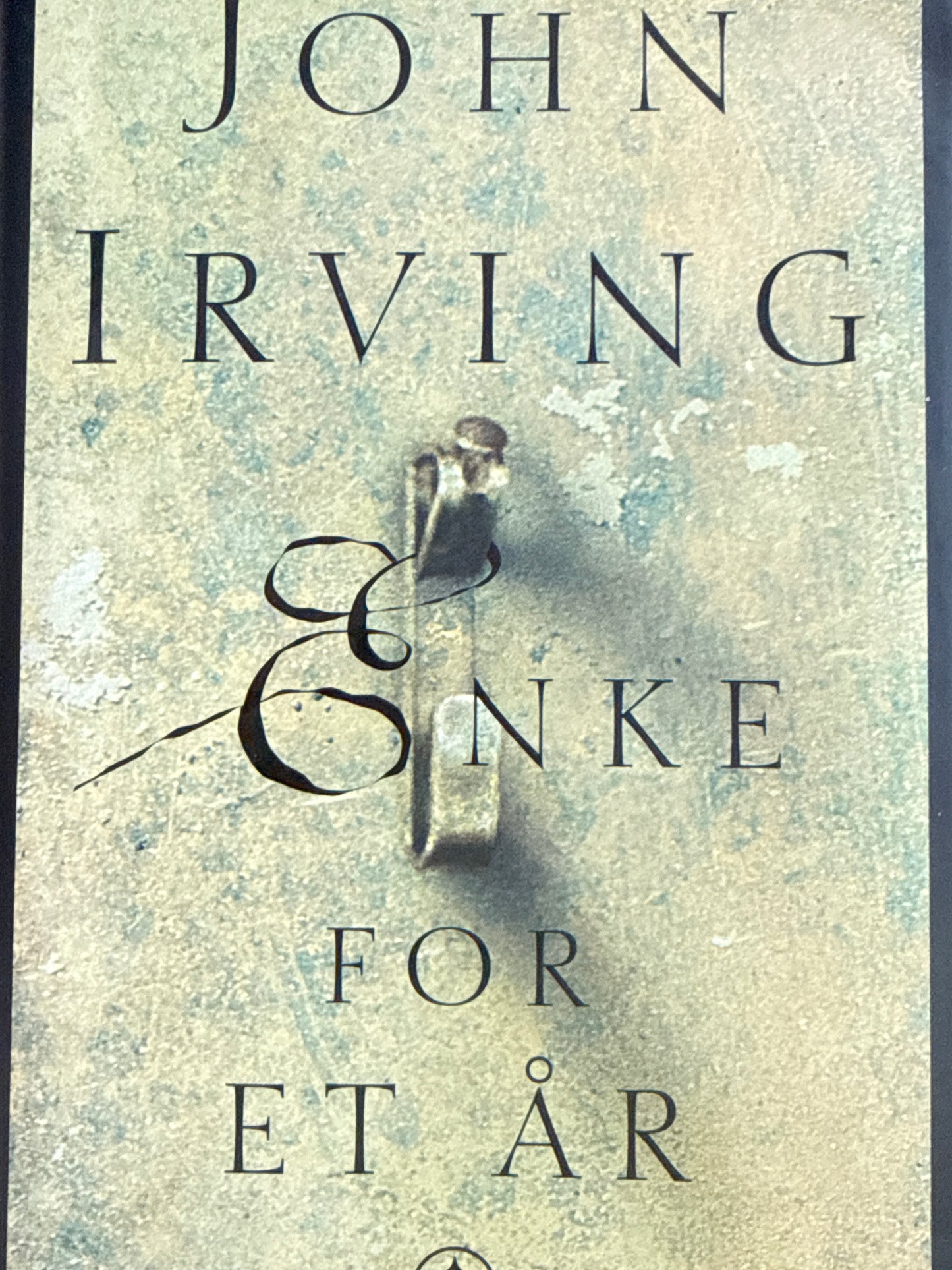 Enke for et år - Innbundet