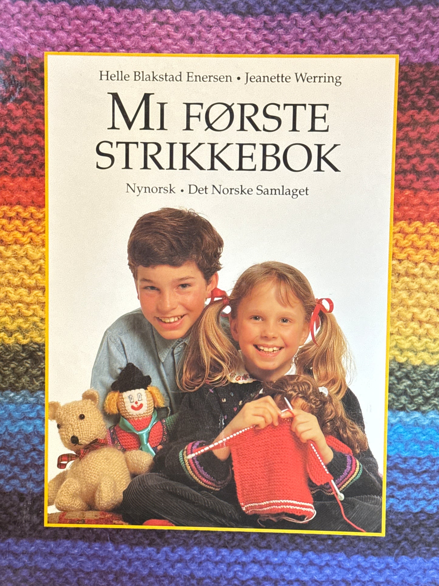 Mi første strikkebok - Innbundet