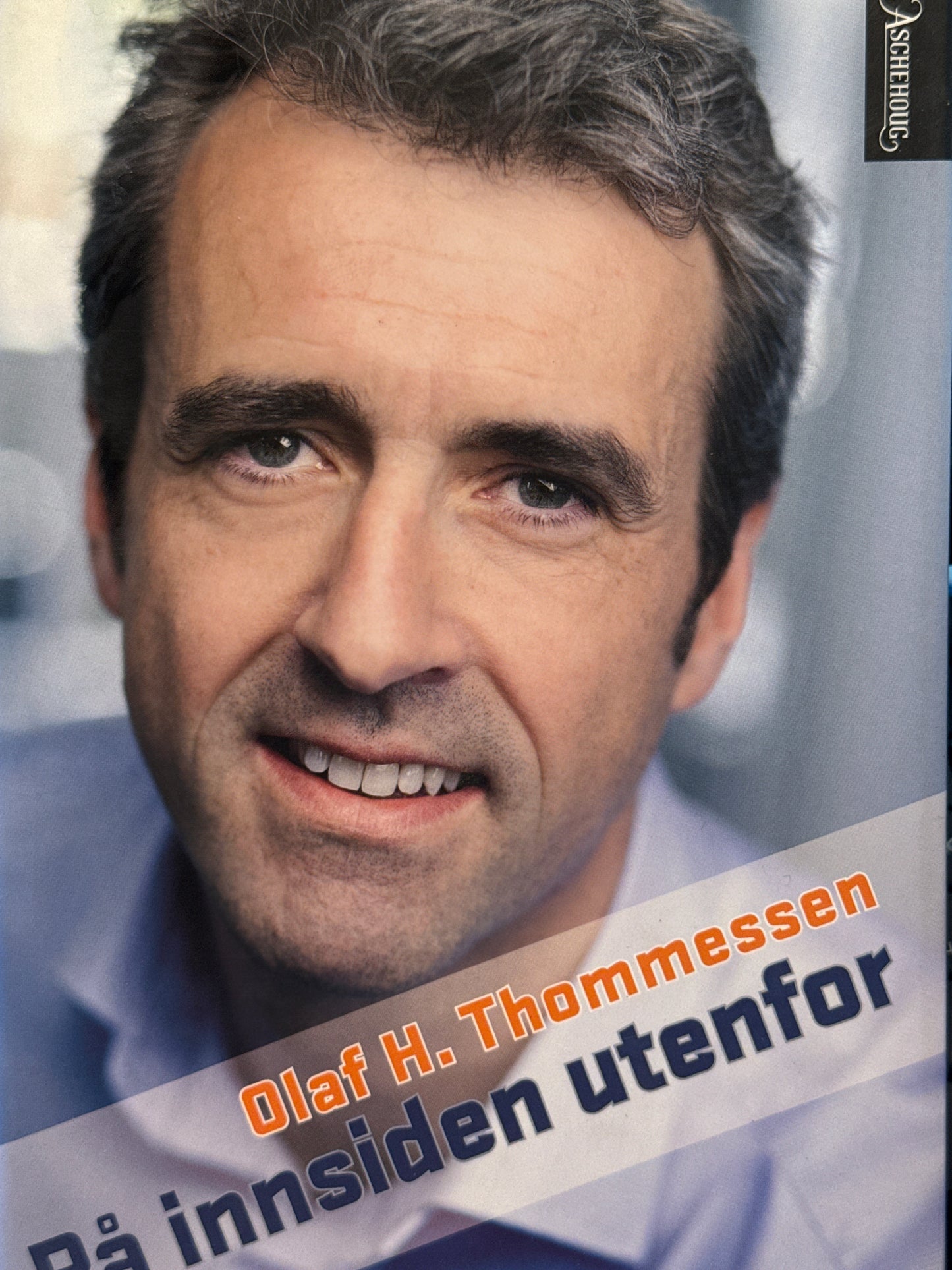 På innsiden utenfor - Innbundet