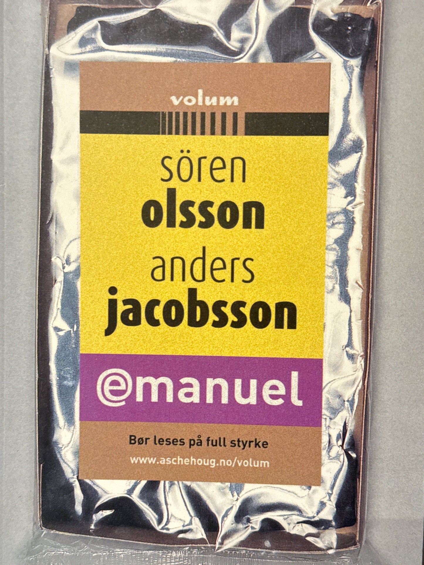 Emanuel ; bør leses på full styrke - Pocket