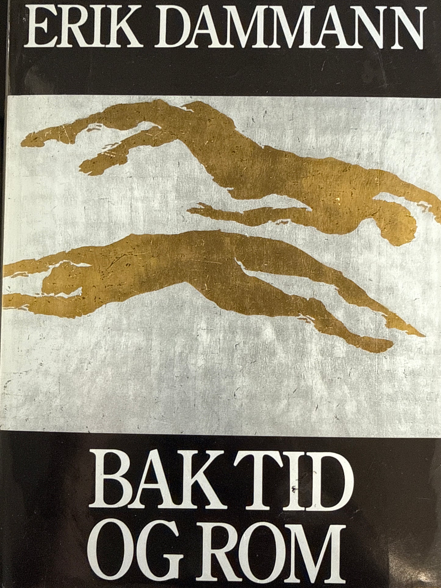 Bak tid og rom - Innbundet