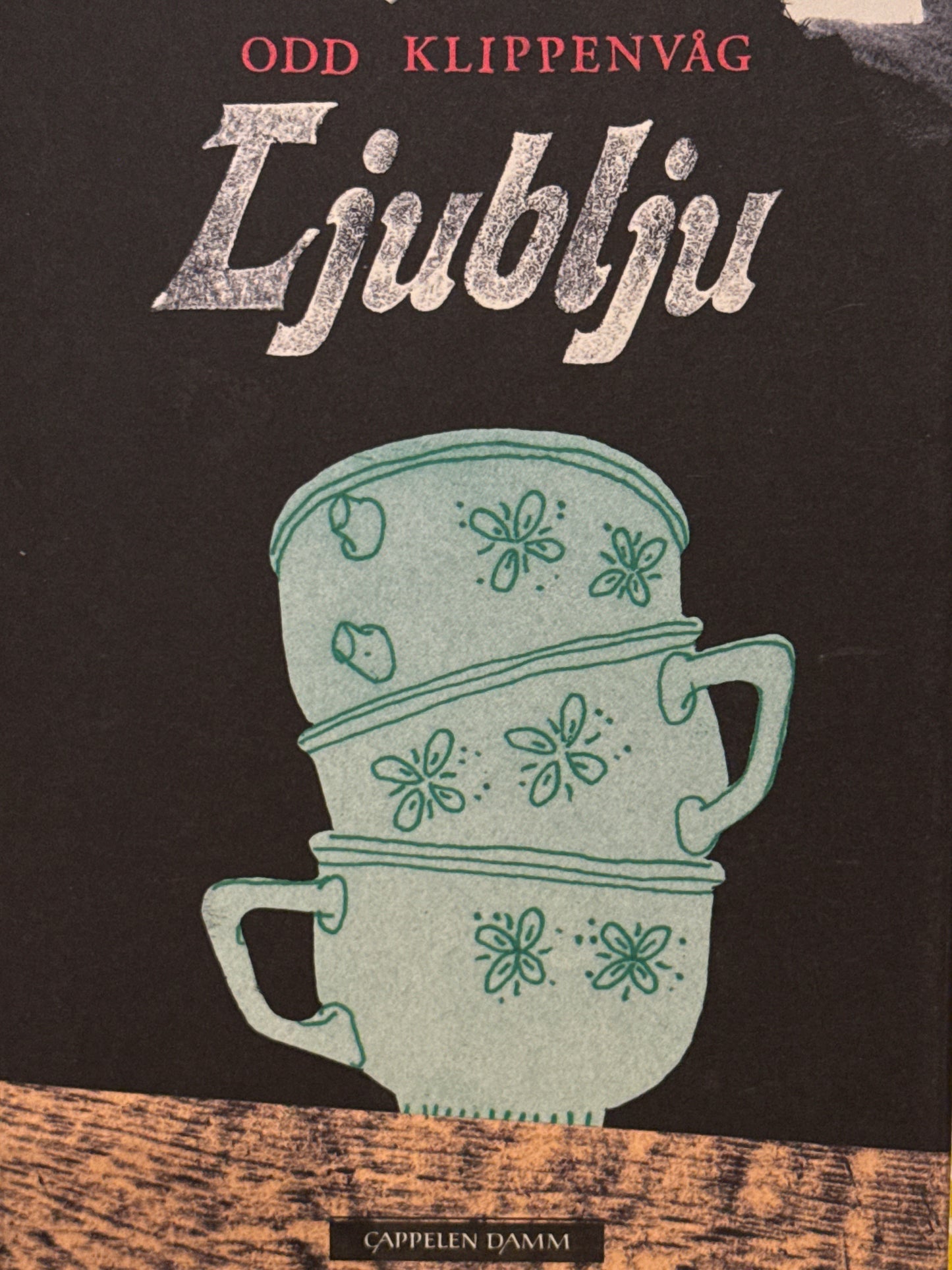 Ljublju - Innbundet