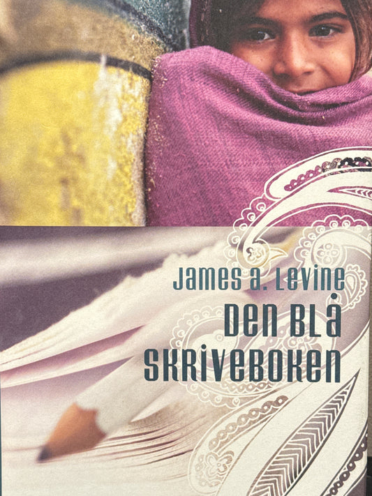 Den blå skriveboken - Innbundet
