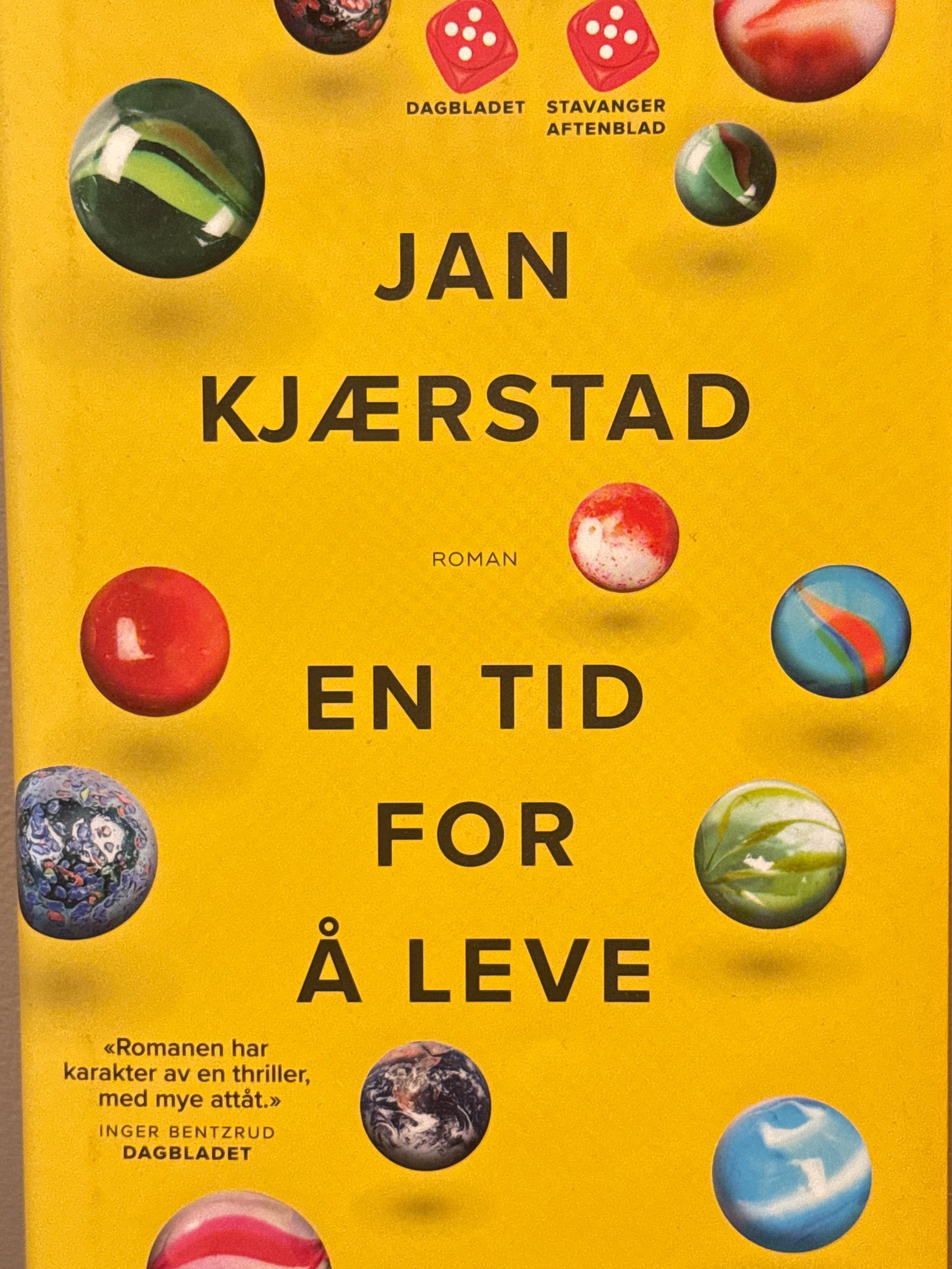 En tid for å leve - Innbundet