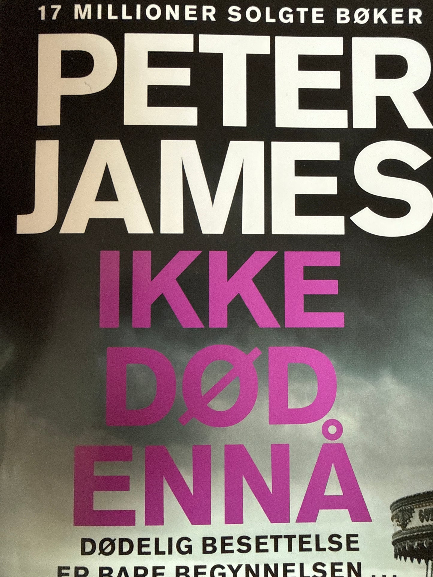 Ikke død ennå - Pocket