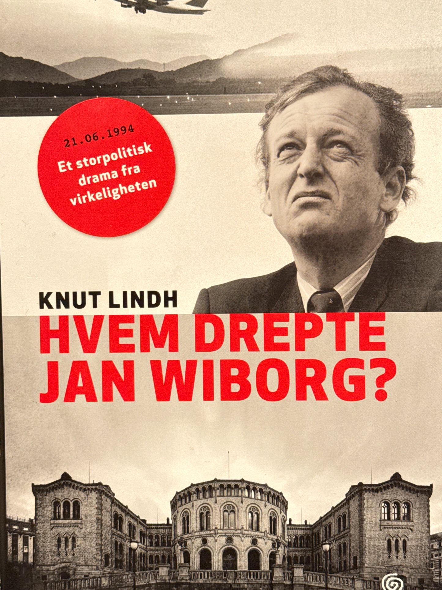 Hvem drepte Jan Wiborg? - Innbundet