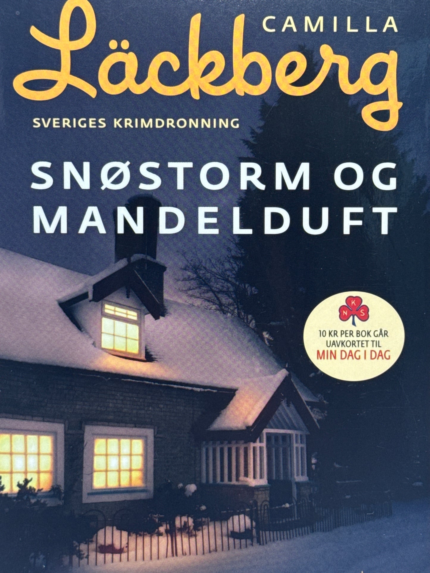 Snøstorm og mandelduft - Pocket