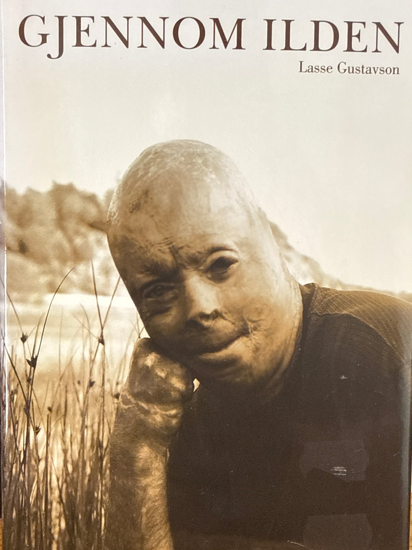 Gjennom ilden - Innbundet