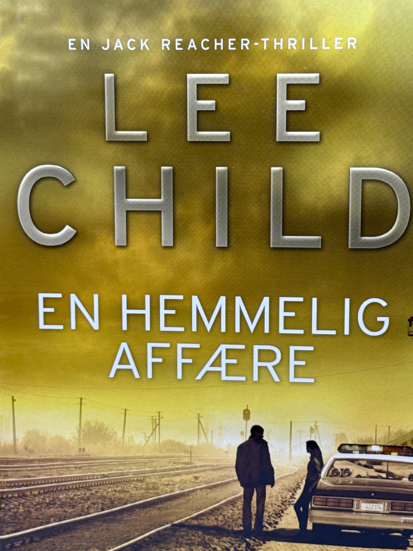 En hemmelig affære - Innbundet