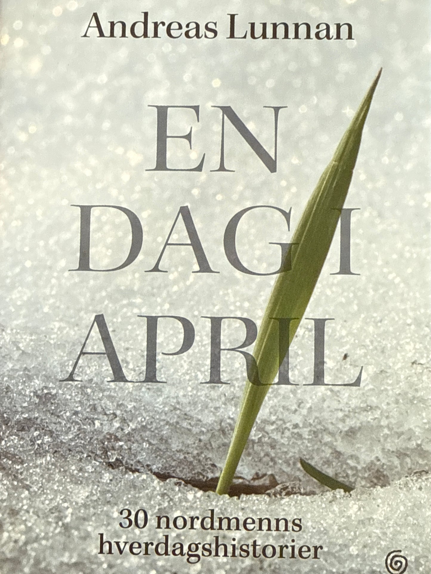 En Dag i april - Innbundet