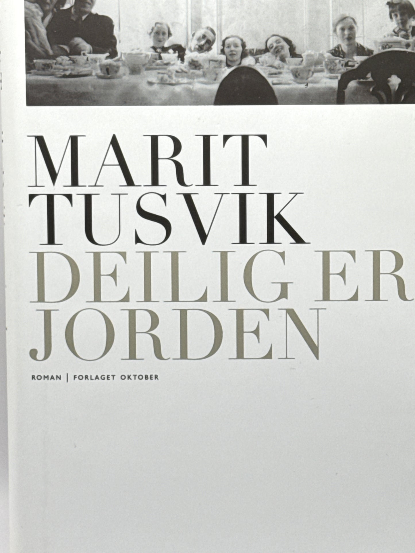 Deilig er jorden - Innbundet