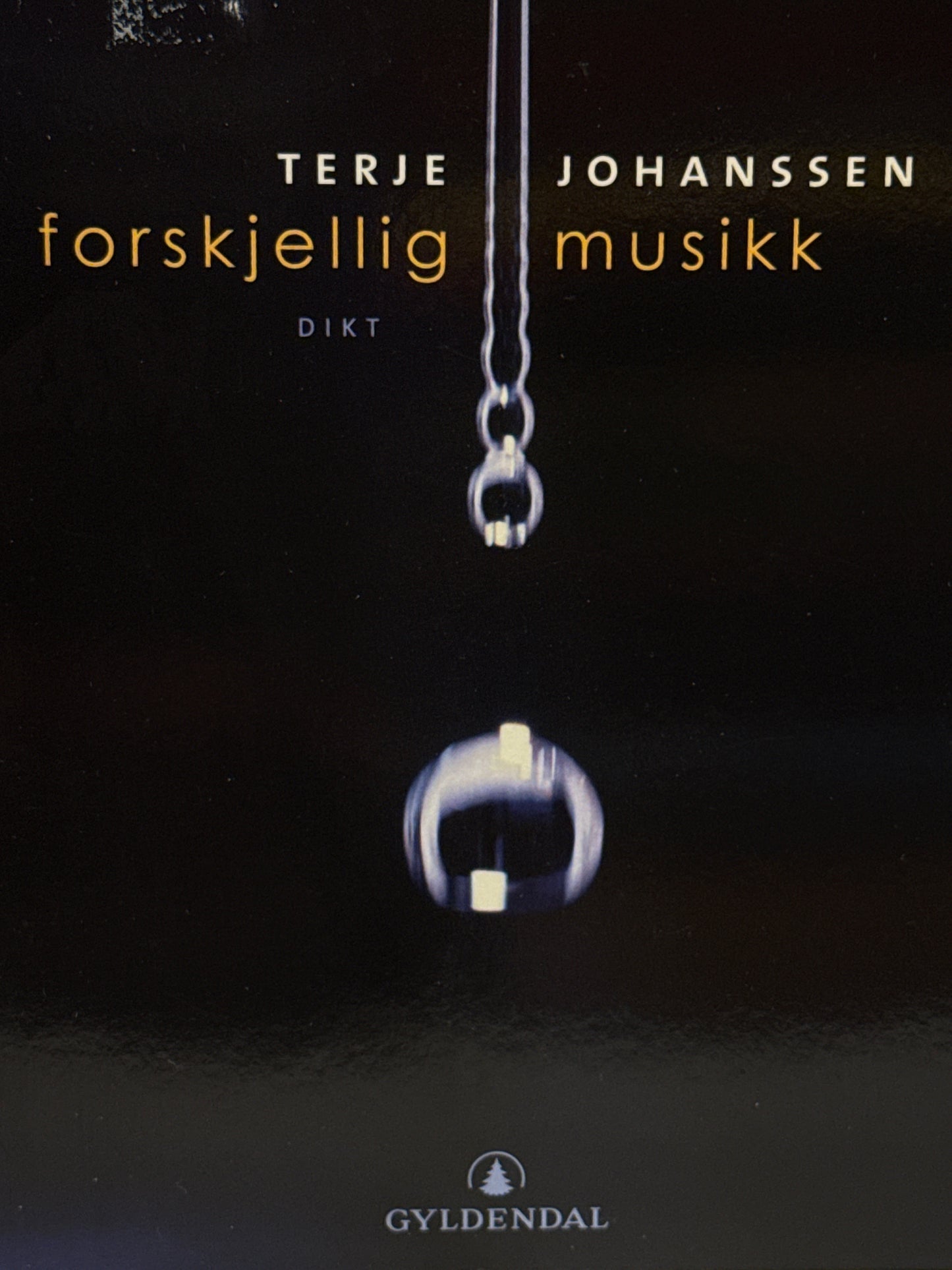 Forskjellig musikk - Pocket