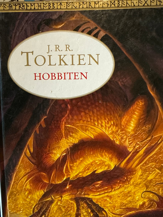 Hobbiten, eller Fram og tilbake igjen - Innbundet