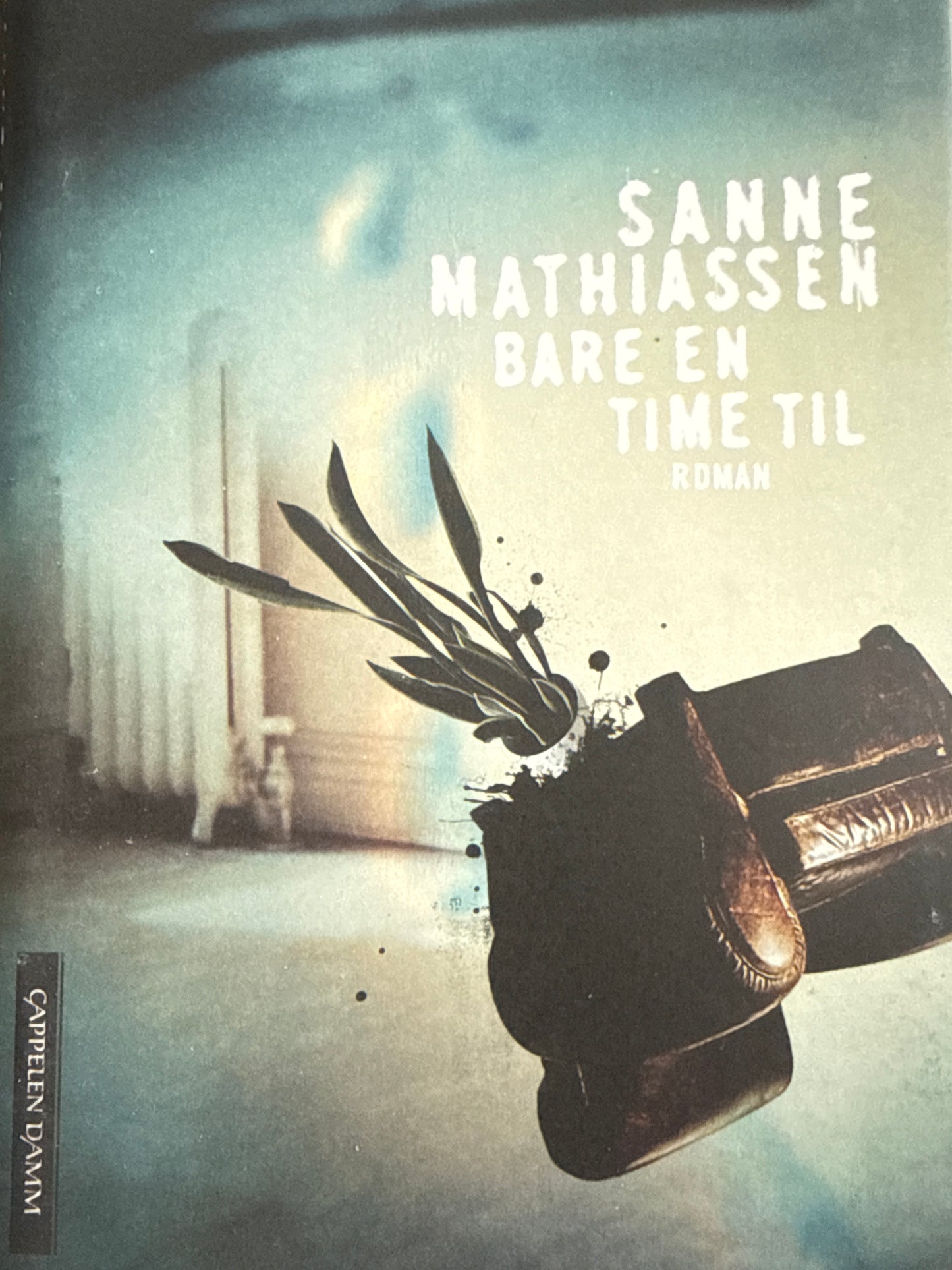 Bare en time til - Innbundet