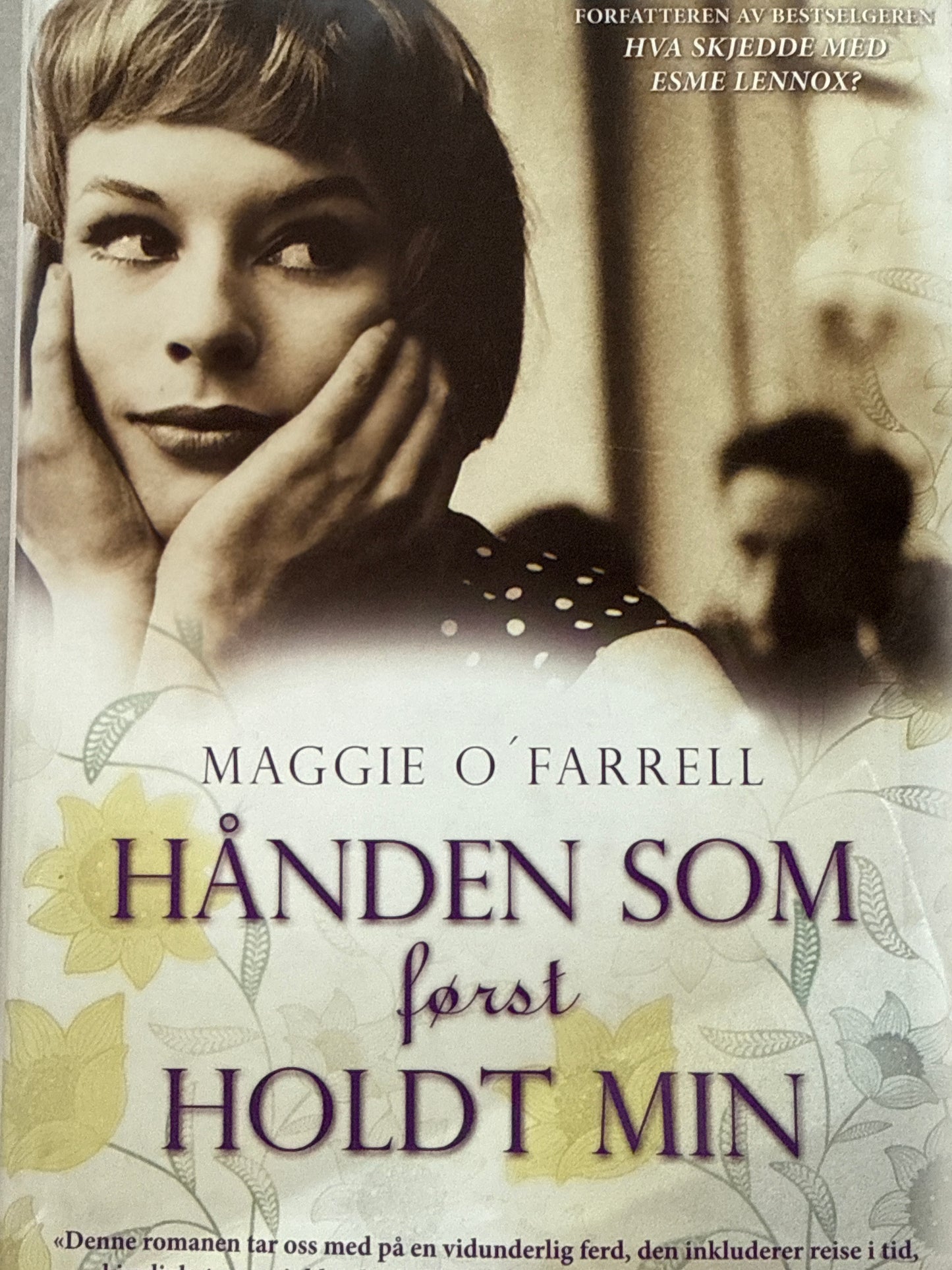 Hånden som først holdt min - Innbundet