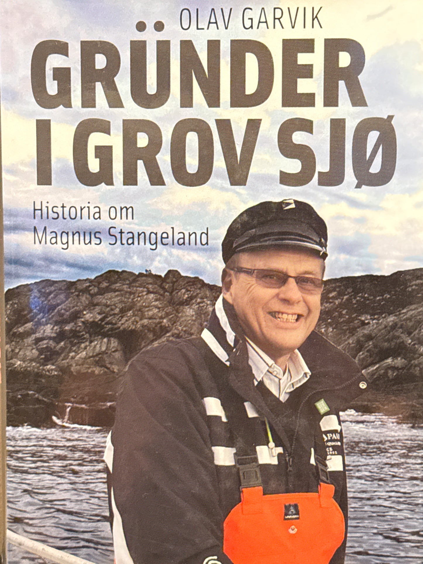 Gründer i grov sjø - Innbundet