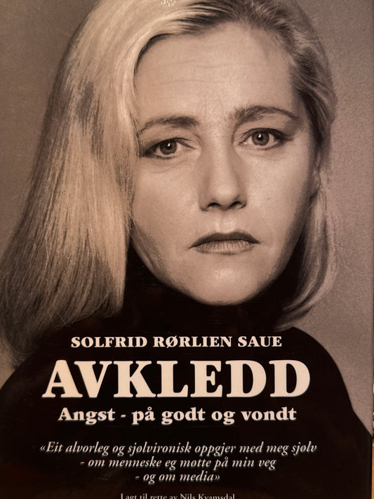 Avkledd - Innbundet