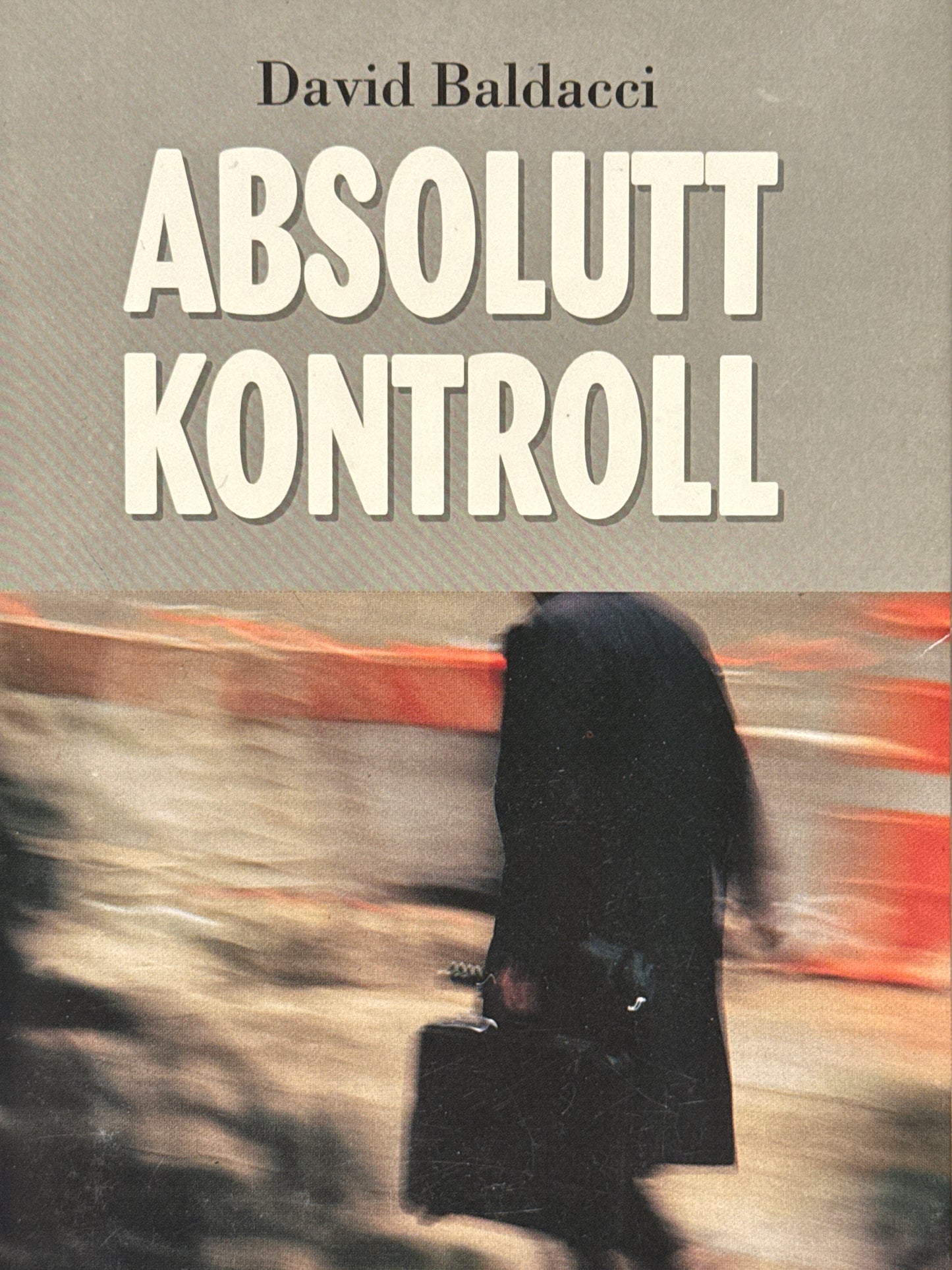 Absolutt kontroll - Innbundet