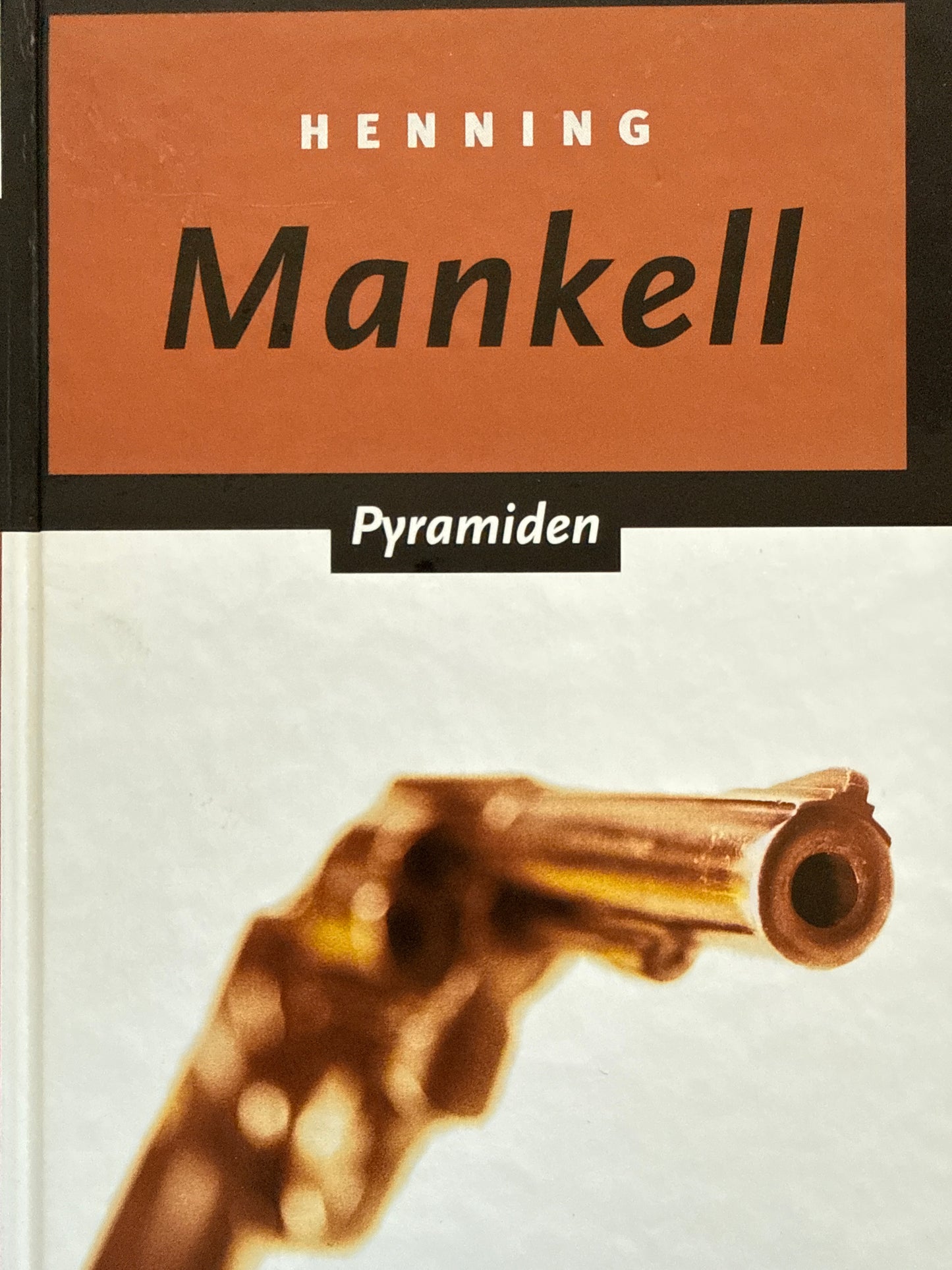 Pyramiden - Innbundet