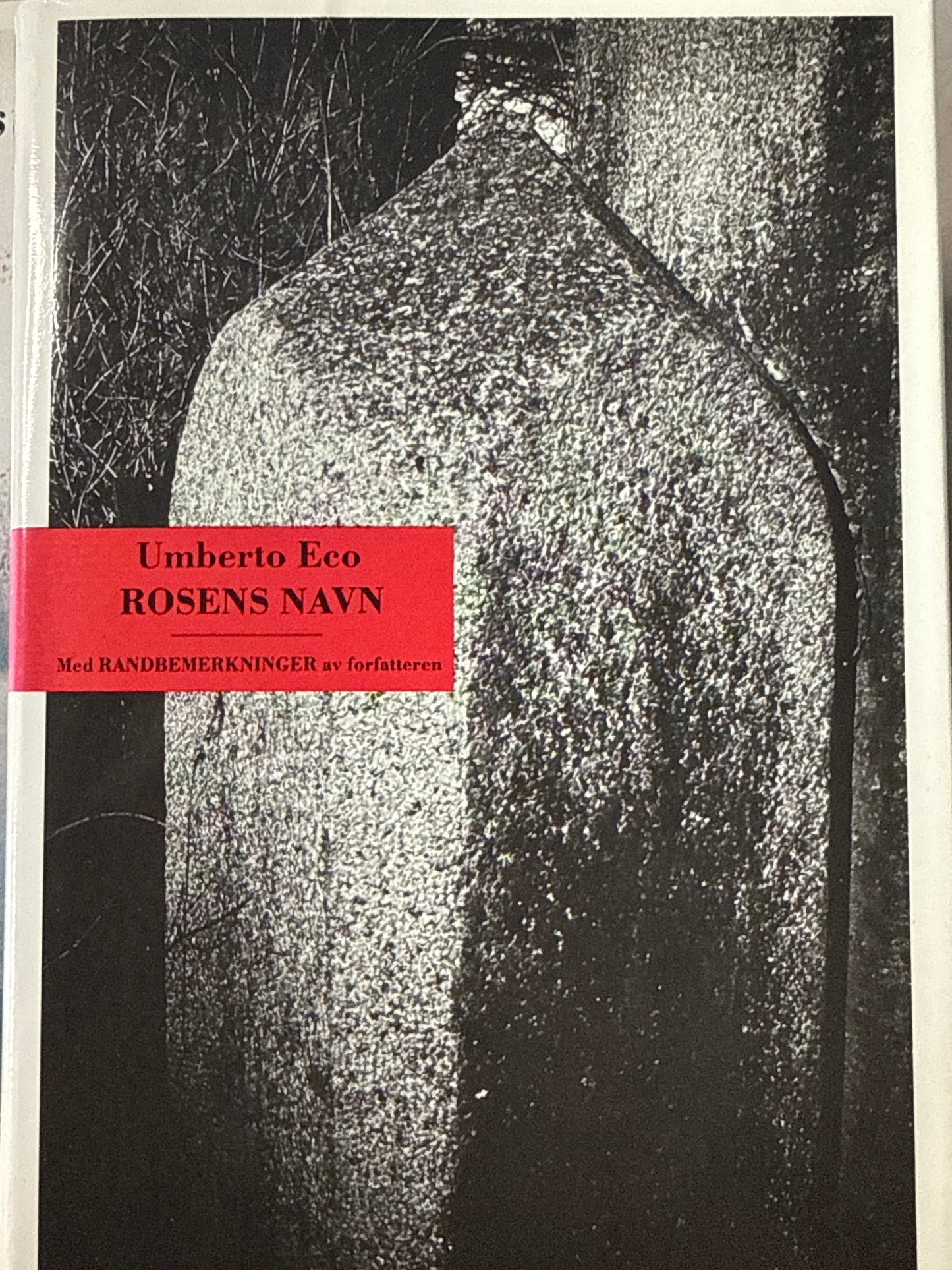 Rosens navn ; 1 - Innbundet