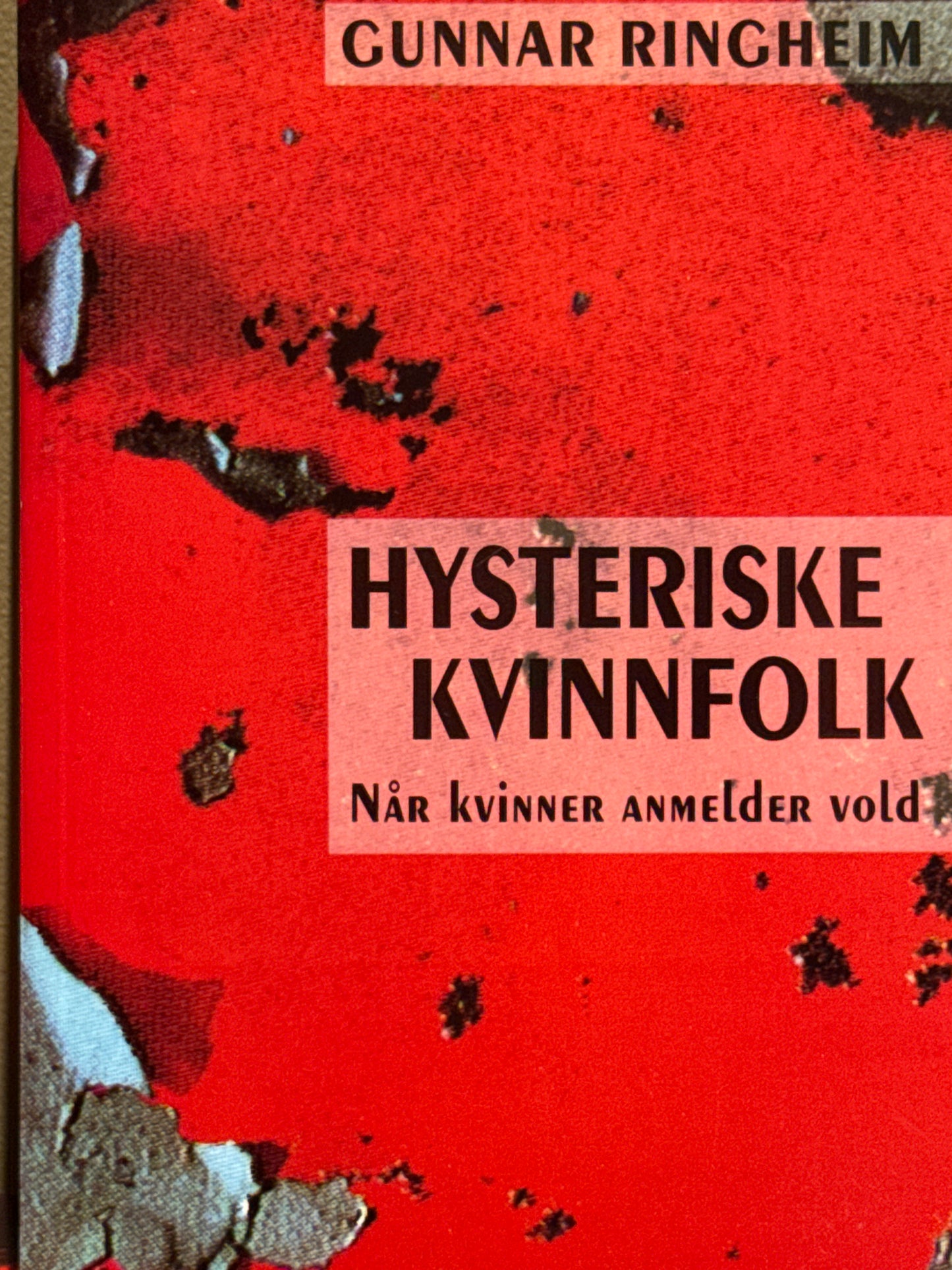 Hysteriske kvinnfolk - Pocket