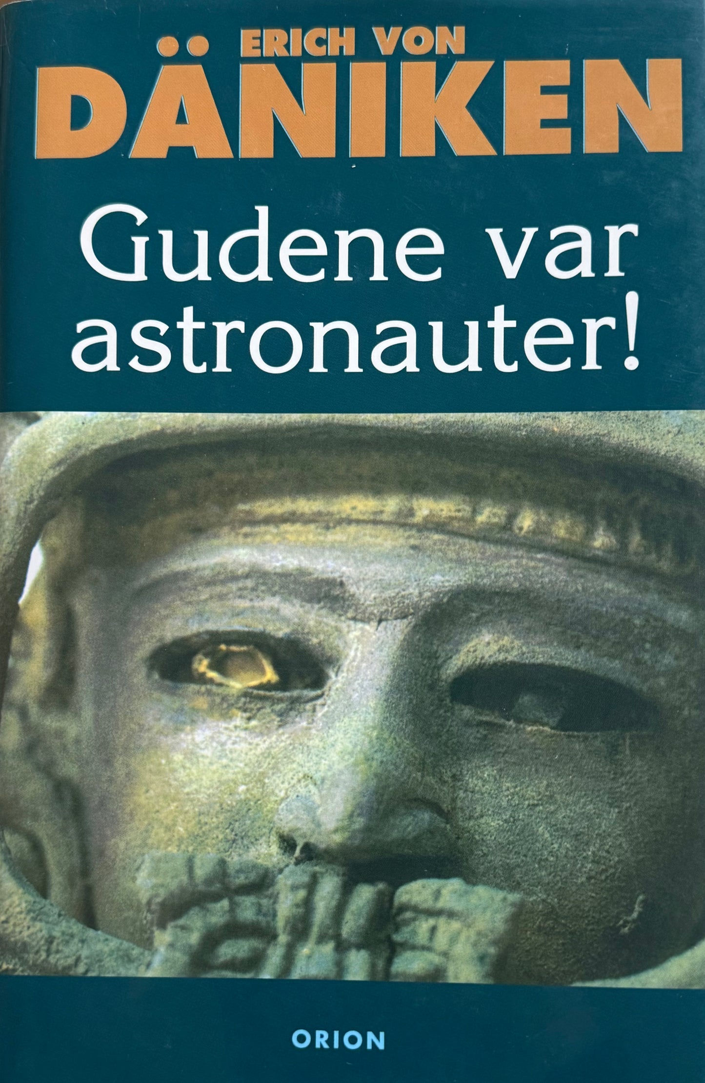 Gudene var astronauter! - Innbundet