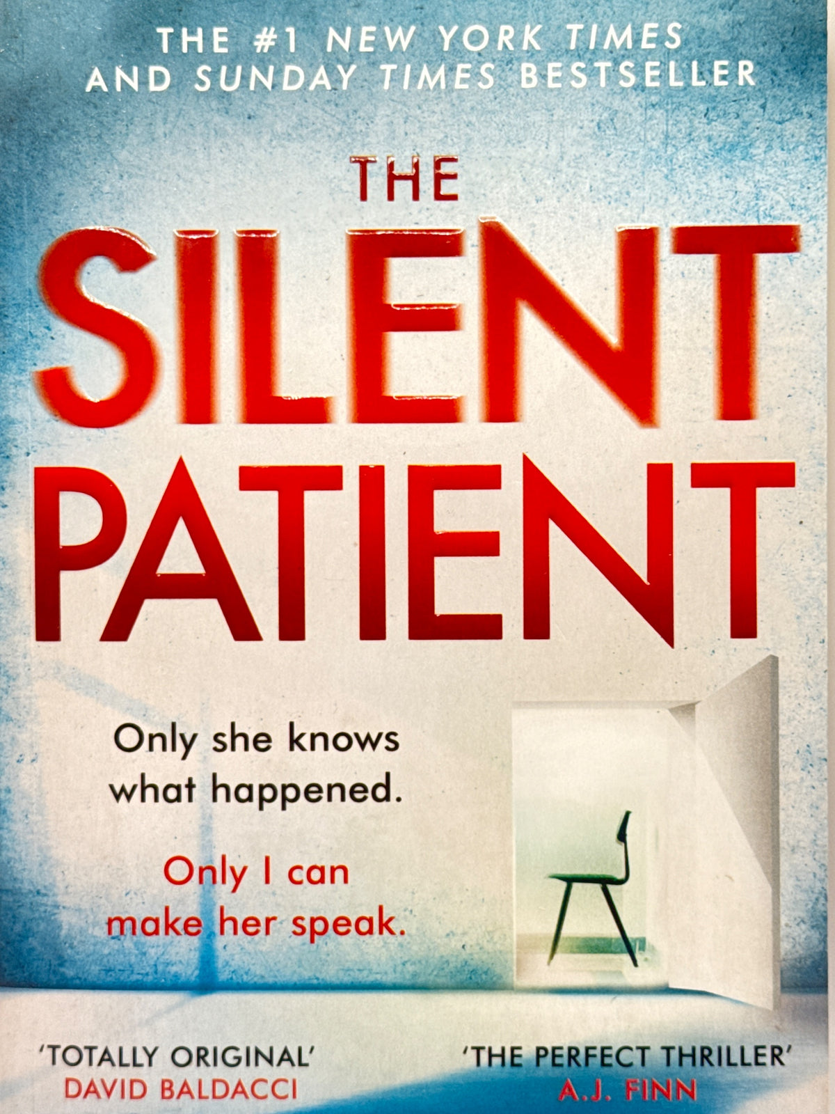 Forside av The Silent Patient av Alex Michaelides 