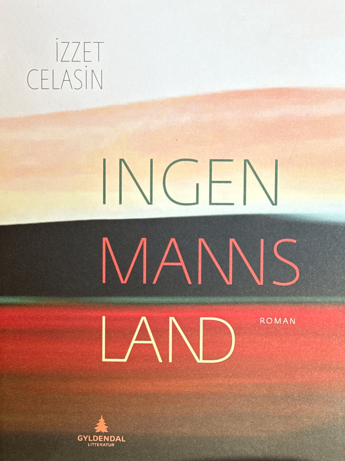 Forside av Ingen manns land av Izzet Celasin 