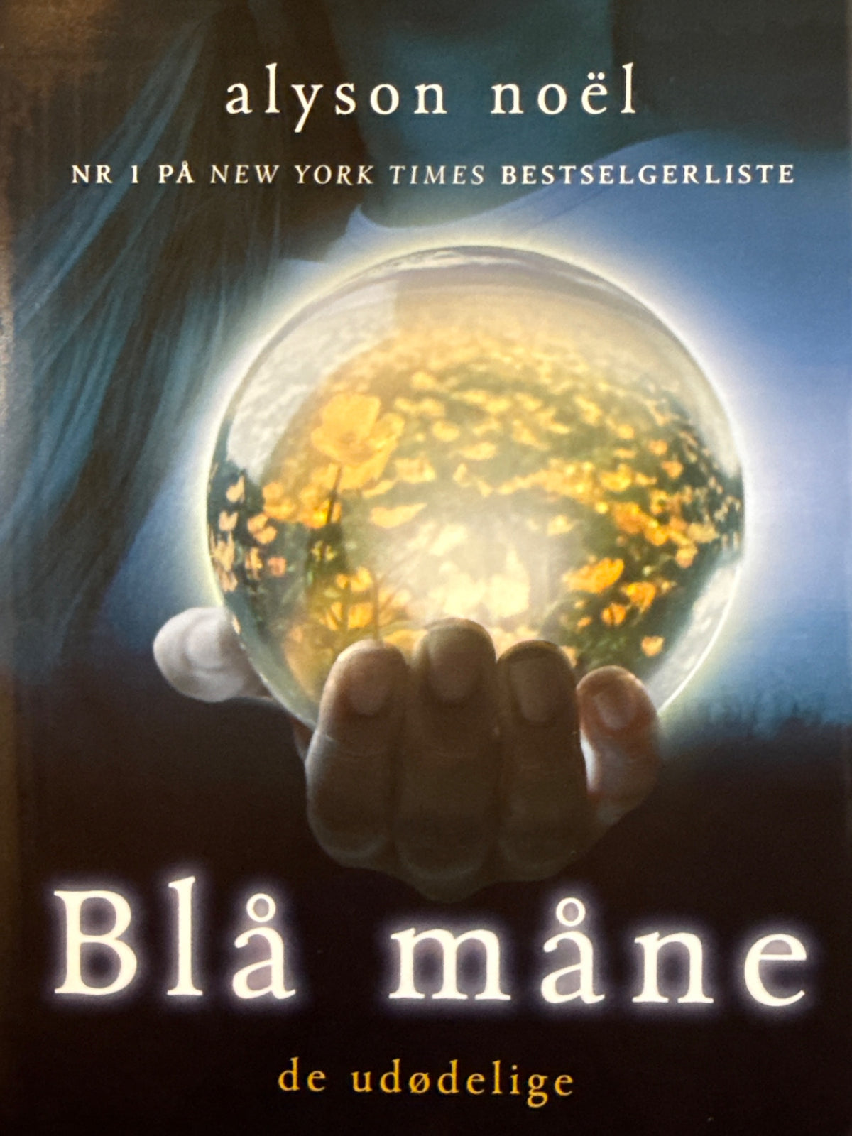 Forside av Blå måne av Alyson Noël 