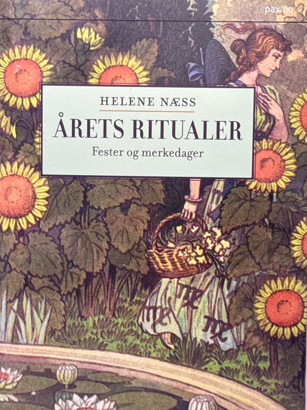 Forside av Årets ritualer av Helene Næss 